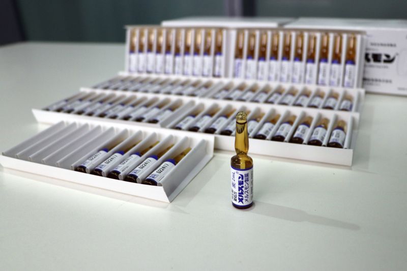 烟台海关查获违规携带进境人体胎盘素注射液(图) 烟台海关查获违规携带进境人体胎盘素注射液(图)